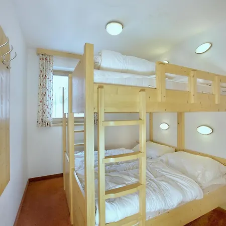 Prázdninový dům In Koenigsleiten With Swimming Pool